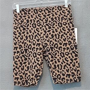 Wild Fable Leopard Print Shorts Women's
Medium Biker 1948 High Rise